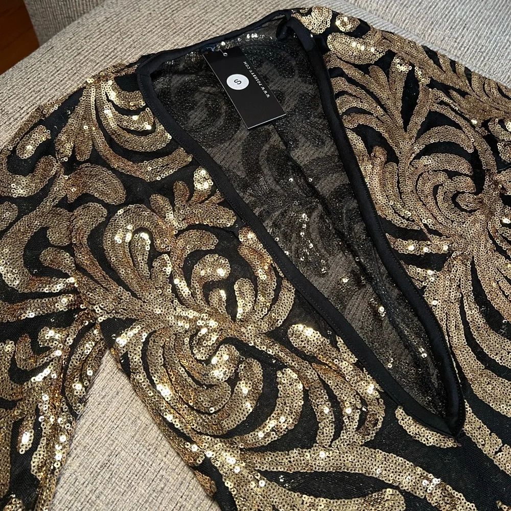 Elegant Black and Gold Sequin Jumpsuit - Picture 5 of 5